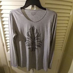 Maternity T Shirt🥳🥳Hostess Pick🥳🥳